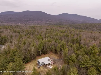 $1,195,000 | 30 Dawson Lane, Kerhonkson, NY 12446