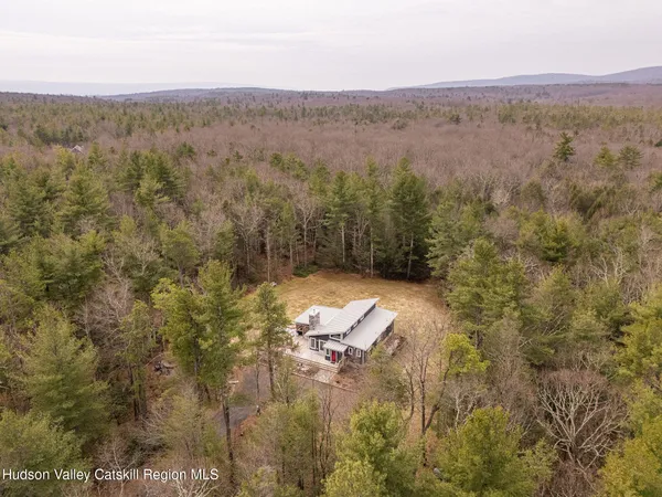 $1,195,000 | 30 Dawson Lane, Kerhonkson, NY 12446
