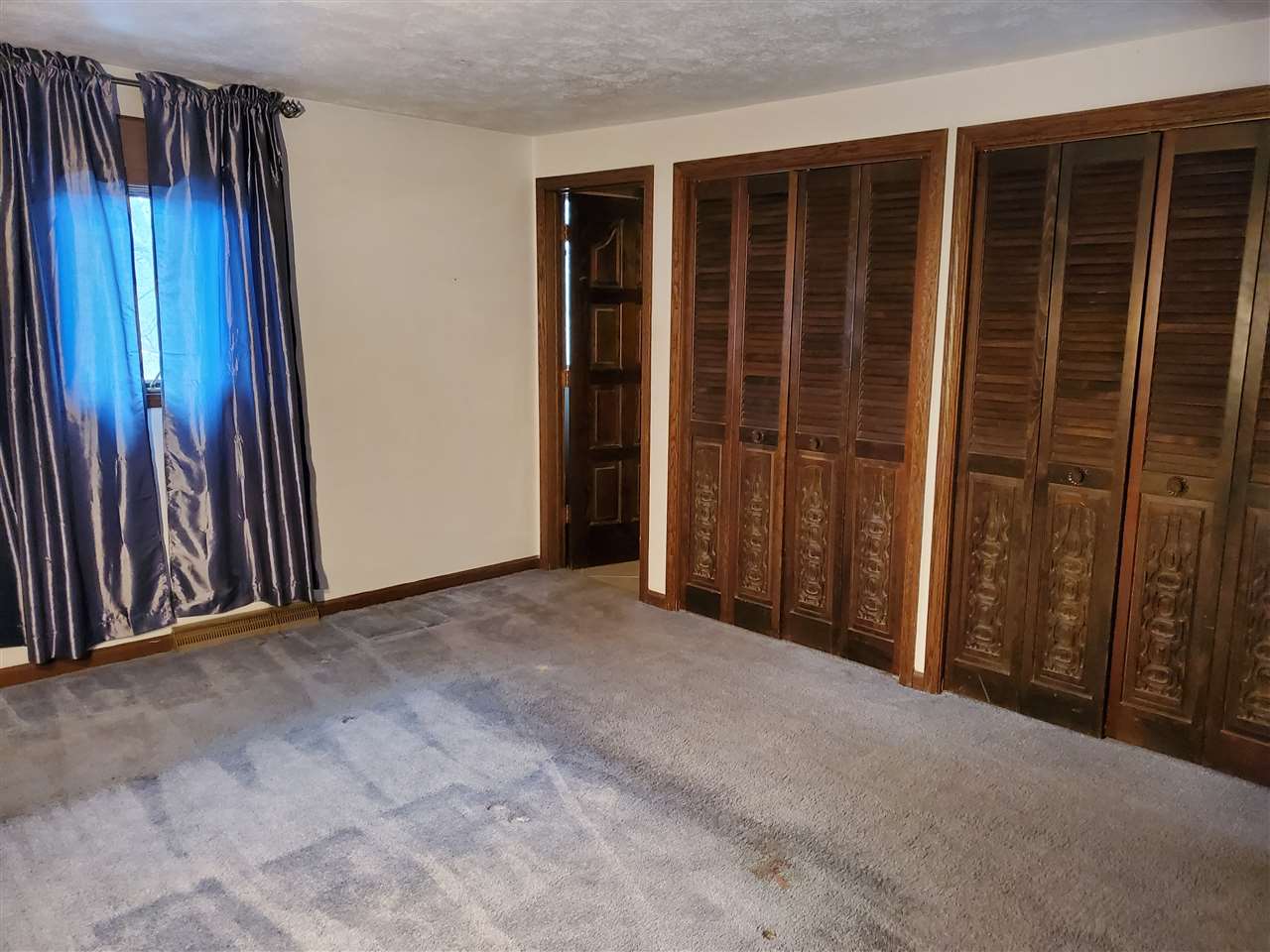 4802 Spring Creek Road Rockford, IL 61114 - Photo 12 of 25 an empty room with windows