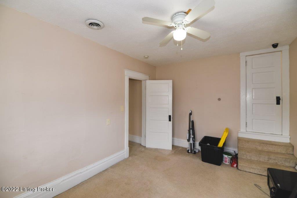 6107 Ripple Creek Road Newport, KY 41076 - Photo 26 of 47 26