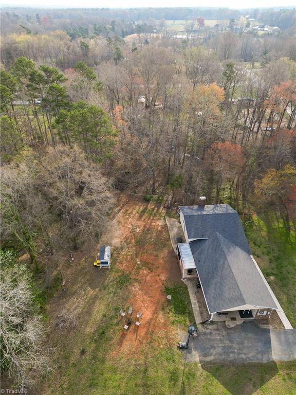 5812 Checker Road High Point, NC 27263 - Photo 28 of 34 Gallery Image 28