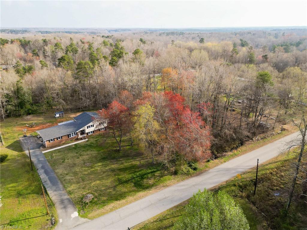 5812 Checker Road High Point, NC 27263 - Photo 32 of 34 Gallery Image 32