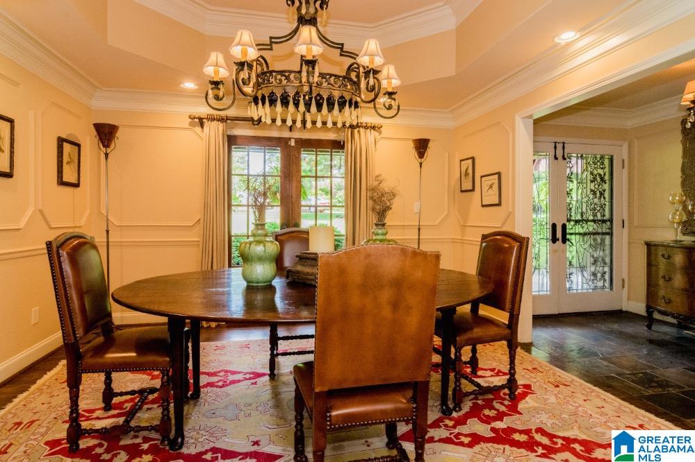 2525 Shades Crest Road Birmingham, AL 35216 - Photo 6 of 47