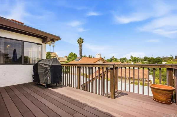 $989,000 | 258 Vista Grande Glen, Escondido, CA 92025
