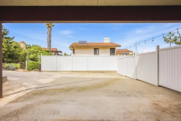 $989,000 | 258 Vista Grande Glen, Escondido, CA 92025