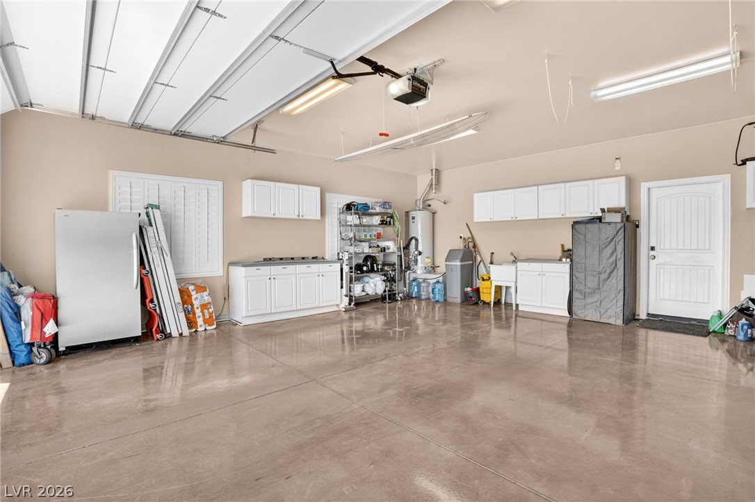 1640 Rocking Horse Drive Henderson, NV 89002 - Photo 11 of 88