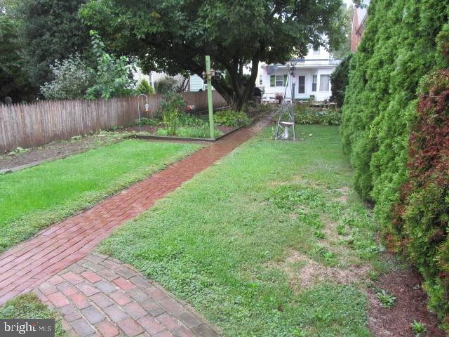 312 Baltimore Street Hanover, PA 17331 - Photo 31 of 32 Gallery Image 31