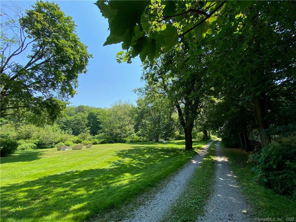 32 Steep Hill Road Weston, CT 06883 - Photo 5 of 40 The houses are set far back from the road.