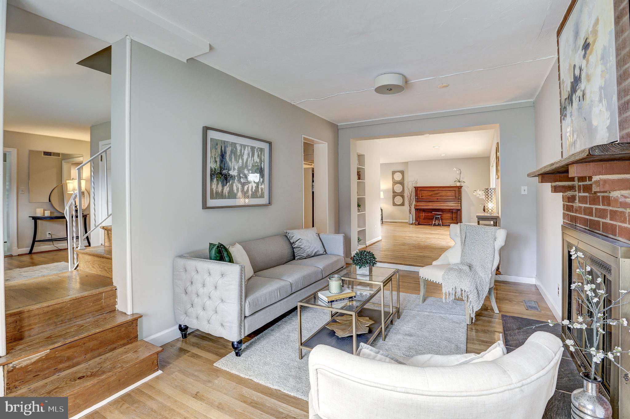 5322 Wakefield Road Bethesda, MD 20816 - Photo 15 of 39 Living room.
