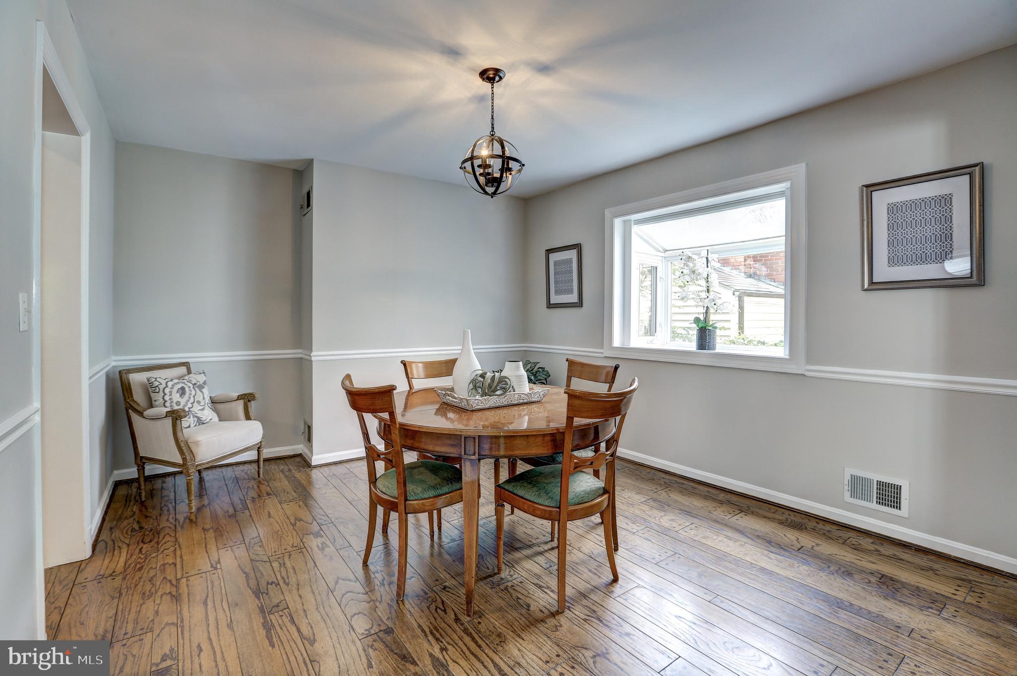 5322 Wakefield Road Bethesda, MD 20816 - Photo 4 of 39 Dining room with bay window.