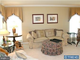 216 Robin Redbreast Road Newark, DE 19711 - Photo 3 of 6 Gallery Image 3
