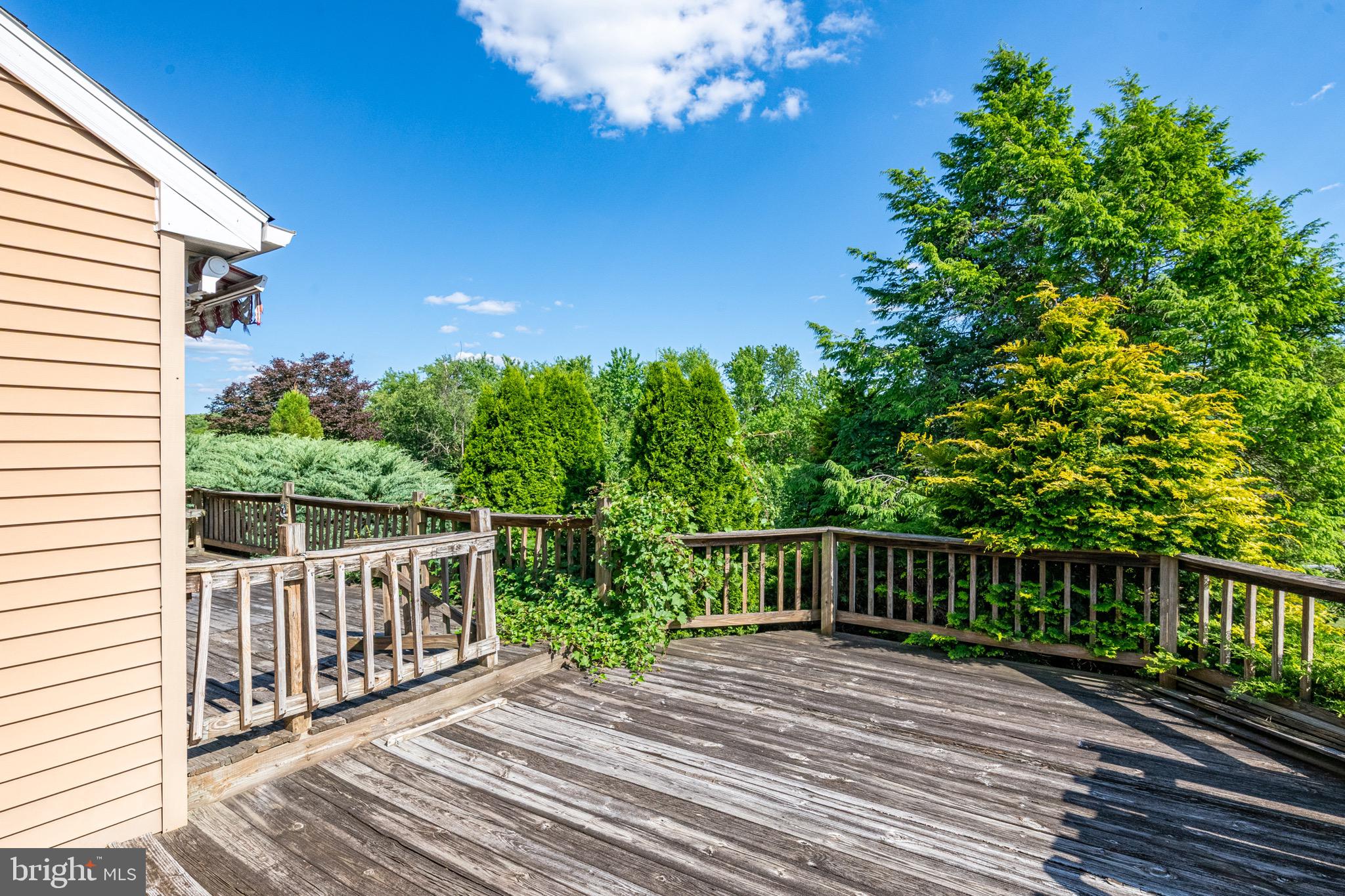 41 Flint Ridge Drive Shillington, PA 19607 - Photo 27 of 39 Deck View