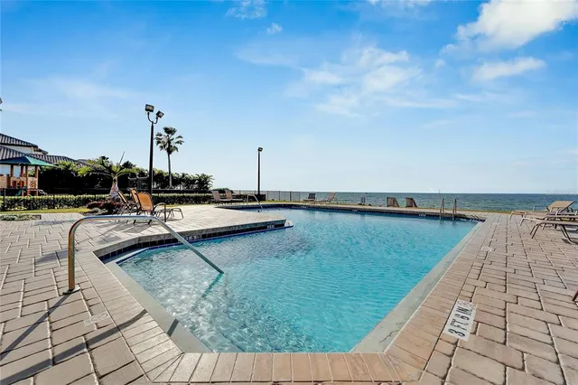 $1,234,000 | 6317 Marbella Boulevard, Apollo Beach, FL 33572