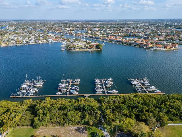 $1,234,000 | 6317 Marbella Boulevard, Apollo Beach, FL 33572