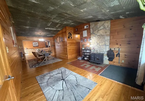 $2,550 | 3 Leona Lane, Eureka, MO 63025