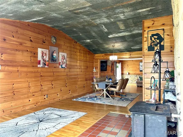 $2,550 | 3 Leona Lane, Eureka, MO 63025