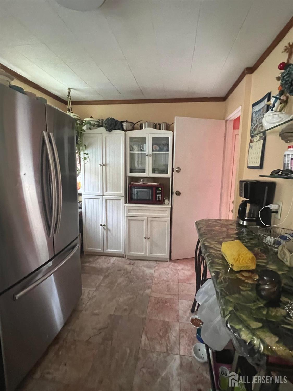 44 Tunison Road New Brunswick, NJ 08901 - Photo 7 of 32 Gallery Image 7