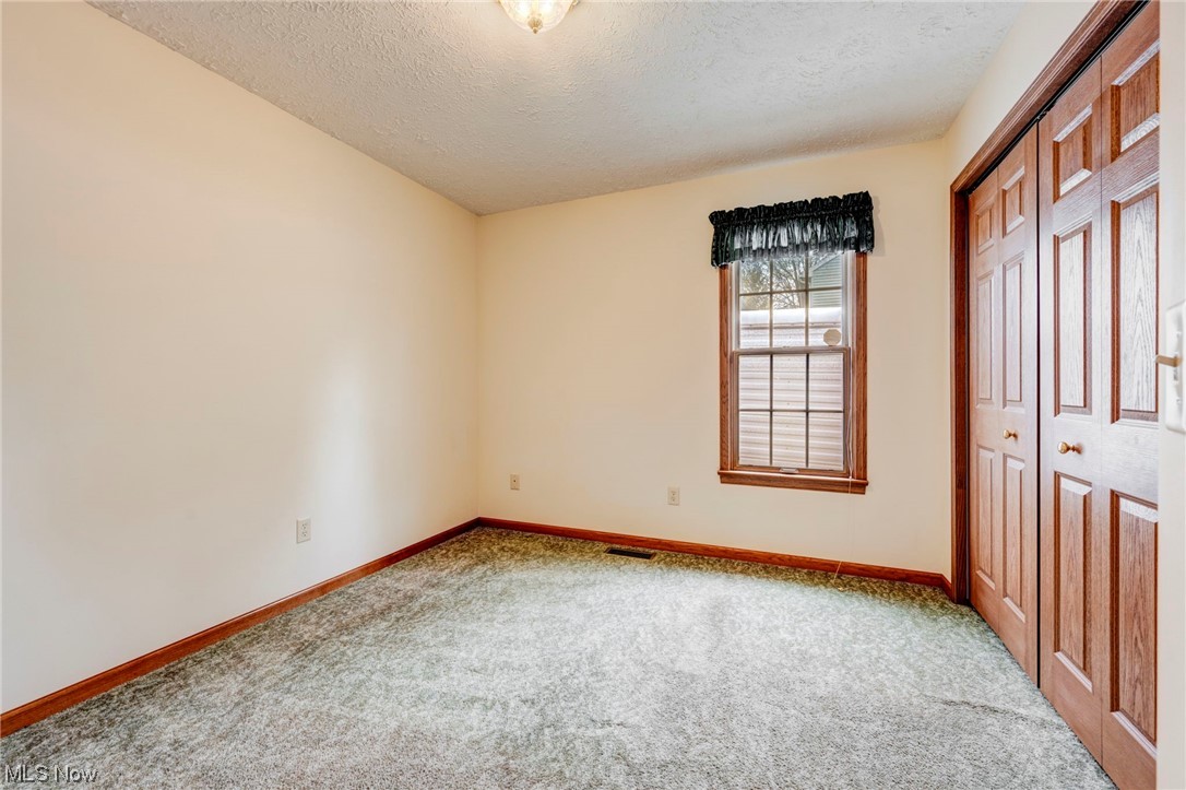 6008 Ford Road Elyria, OH 44035 - Photo 20 of 35 Gallery Image 20