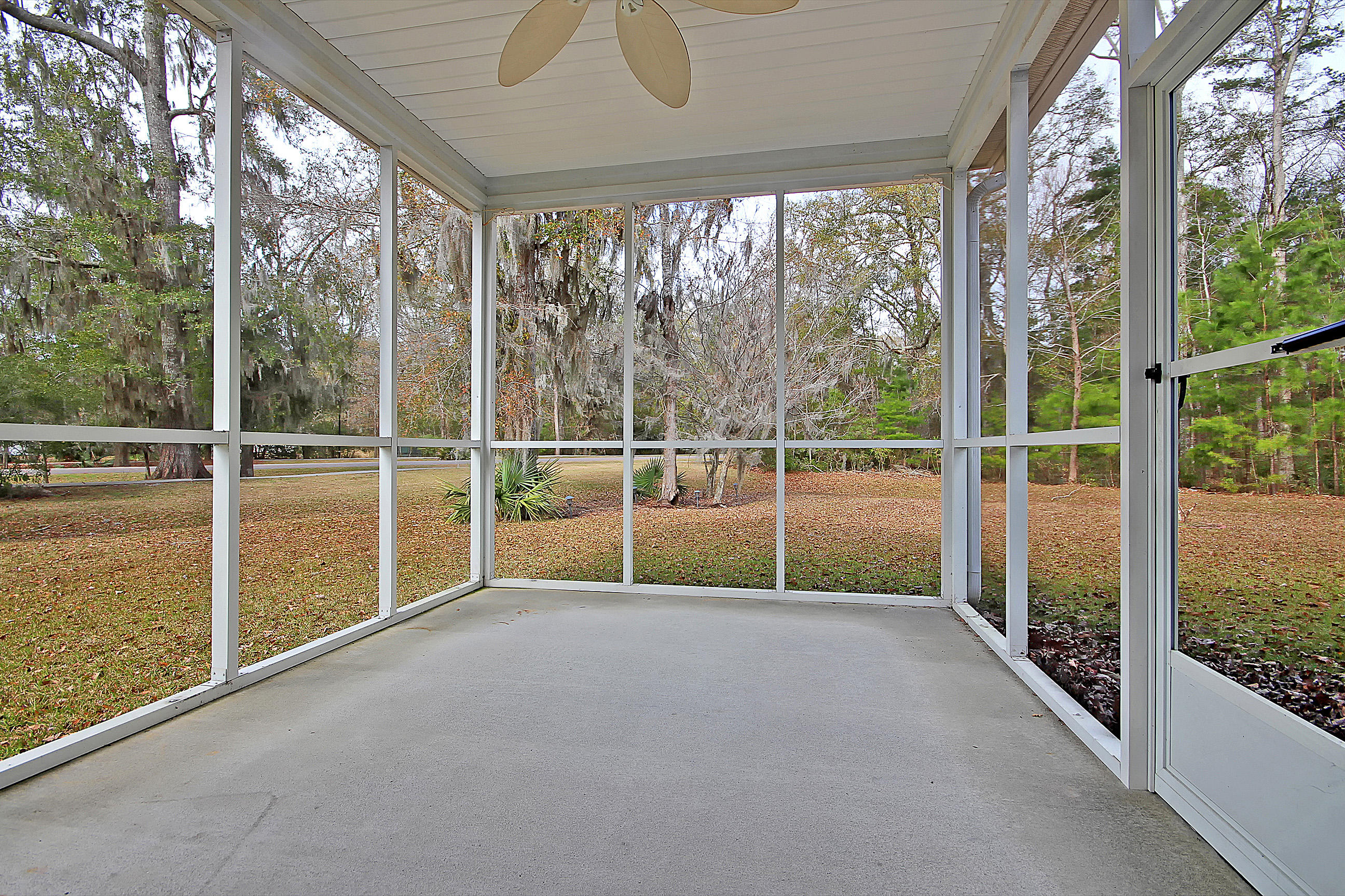 813 Bent Hickory Road Charleston, SC 29414 - Photo 29 of 39 IMG_5321_IMG_5325 copy