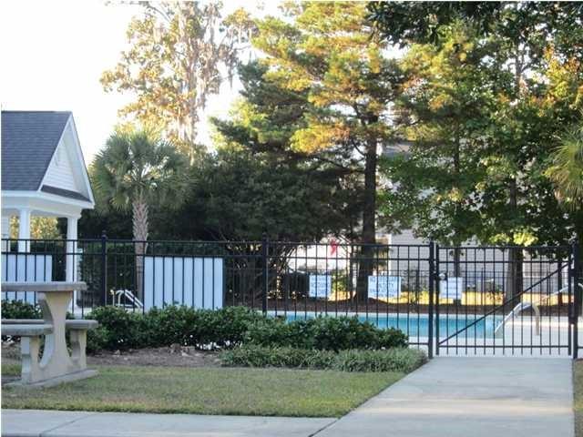 813 Bent Hickory Road Charleston, SC 29414 - Photo 38 of 39 grand_oaks_plantation_pool
