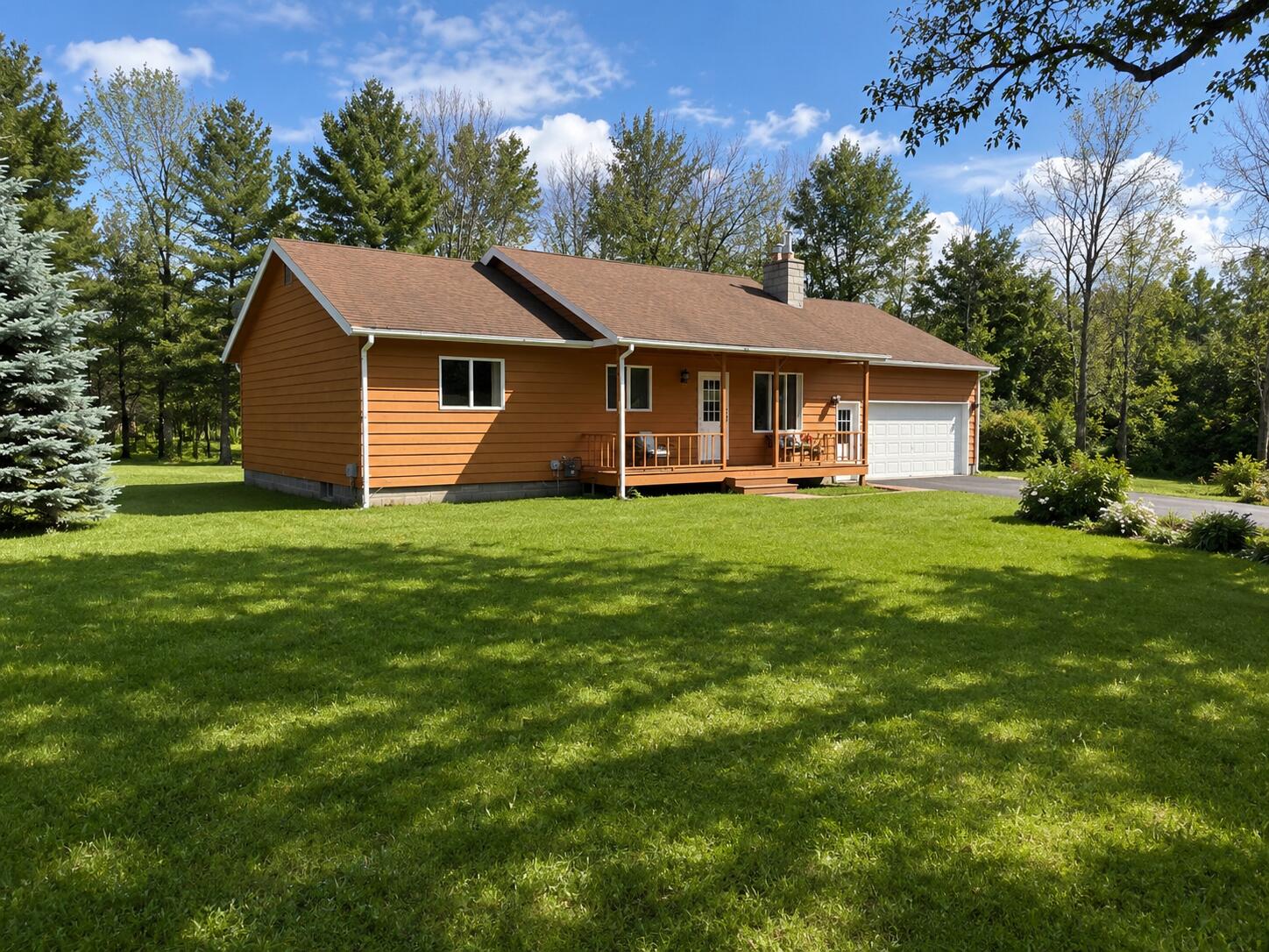 1479 Cumberland Head Road Plattsburgh, NY 12901 - Photo 2 of 25 Gallery Image 2