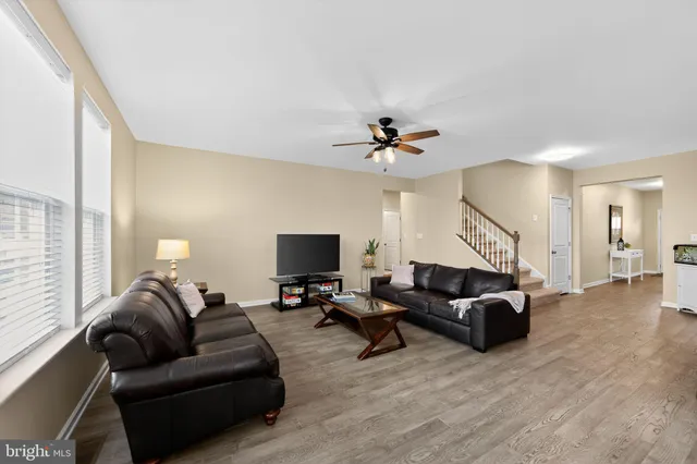 $835,000 | 8 Clayton Lane, Downingtown, PA 19335