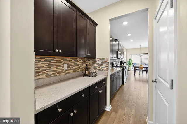 $835,000 | 8 Clayton Lane, Downingtown, PA 19335