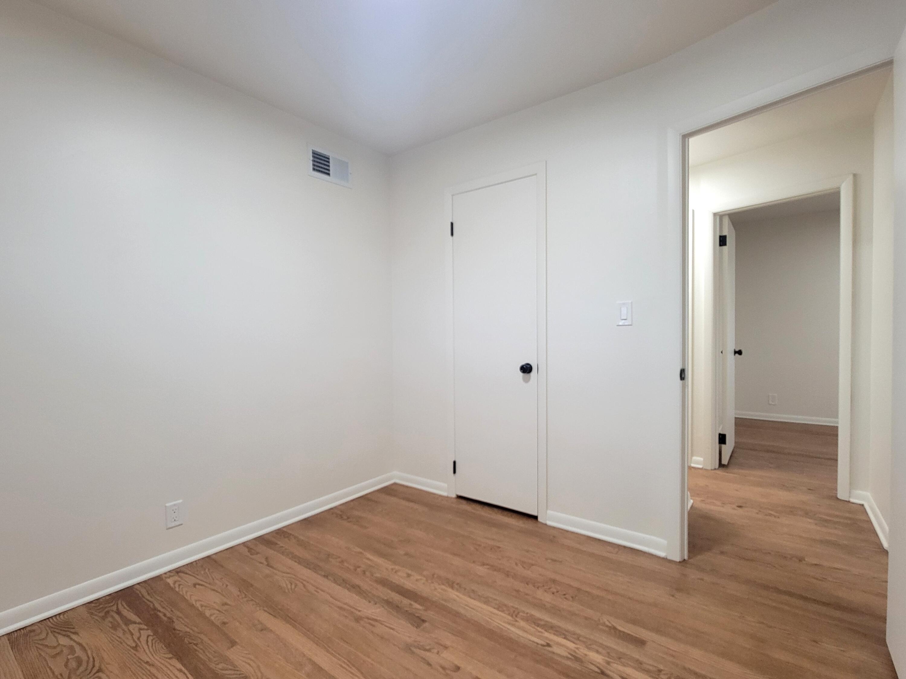 6295 North Joyce Avenue Milwaukee, WI 53225 - Photo 19 of 25 20251113_154242