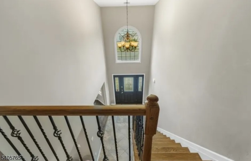 431 Raritan Road Linden, NJ 07036 - Photo 17 of 39