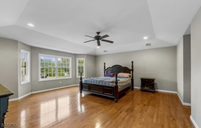 431 Raritan Road Linden, NJ 07036 - Photo 19 of 39