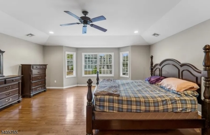 431 Raritan Road Linden, NJ 07036 - Photo 20 of 39