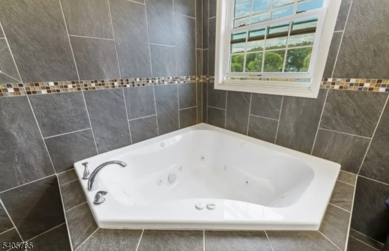 431 Raritan Road Linden, NJ 07036 - Photo 27 of 39