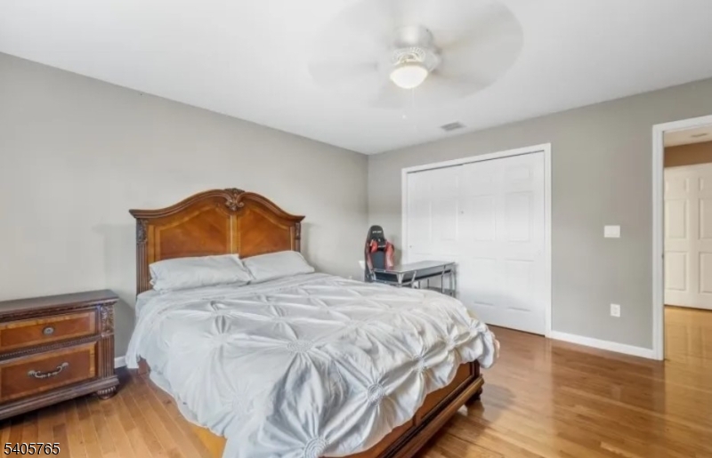 431 Raritan Road Linden, NJ 07036 - Photo 29 of 39