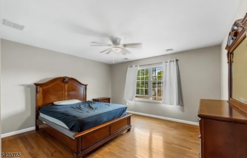 431 Raritan Road Linden, NJ 07036 - Photo 31 of 39