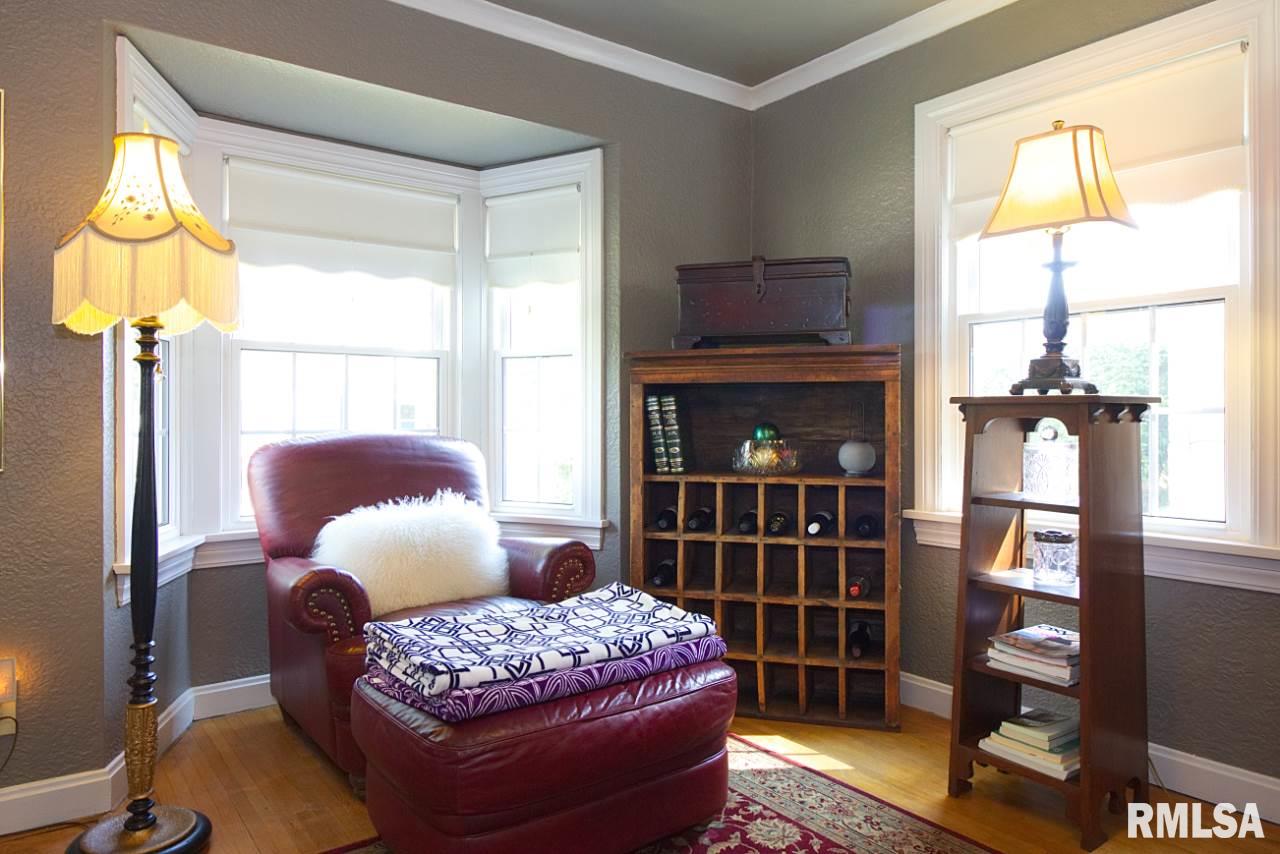 1522 West Circle Road Peoria, IL 61604 - Photo 12 of 36 Gallery Image 12