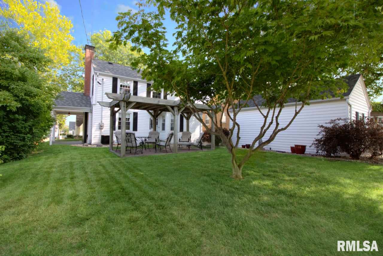 1522 West Circle Road Peoria, IL 61604 - Photo 29 of 36 Gallery Image 29