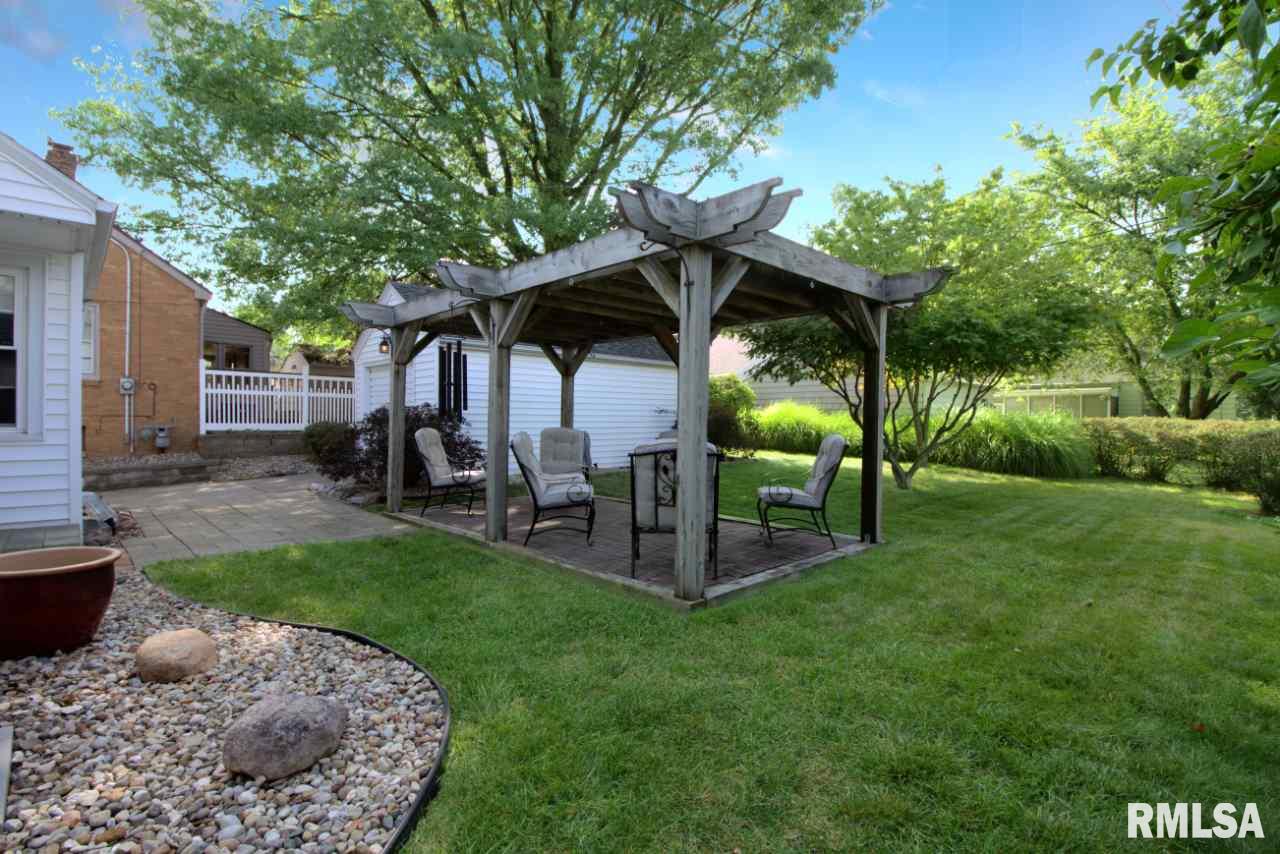 1522 West Circle Road Peoria, IL 61604 - Photo 31 of 36 Gallery Image 31