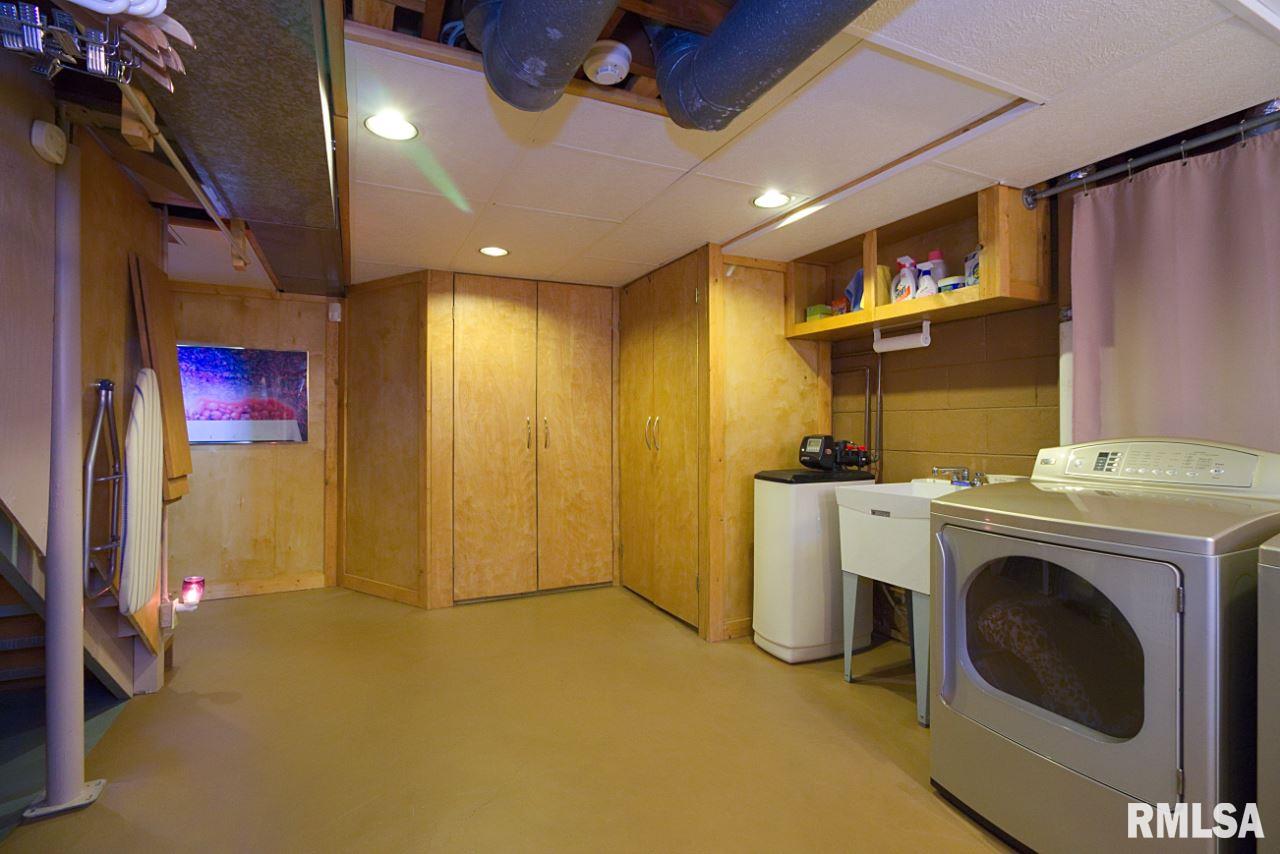 1522 West Circle Road Peoria, IL 61604 - Photo 36 of 36 Gallery Image 36