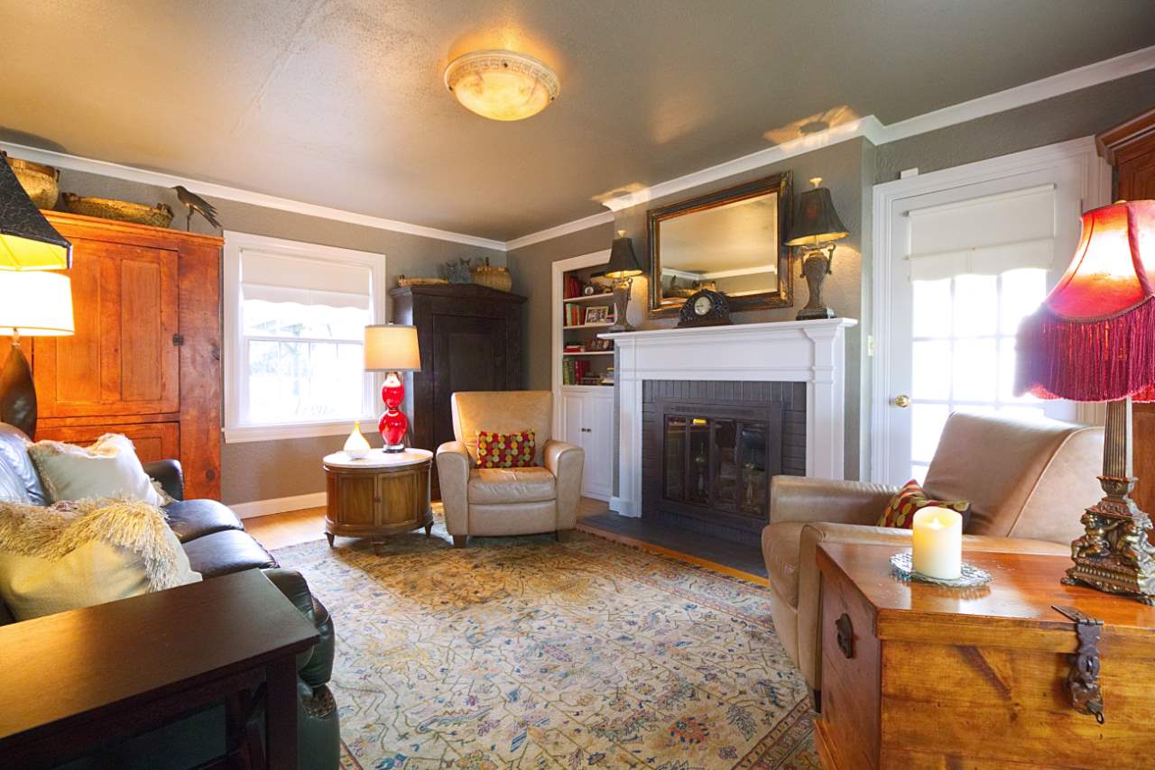1522 West Circle Road Peoria, IL 61604 - Photo 4 of 36 Gallery Image 4