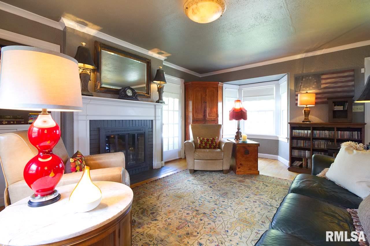 1522 West Circle Road Peoria, IL 61604 - Photo 7 of 36 Gallery Image 7