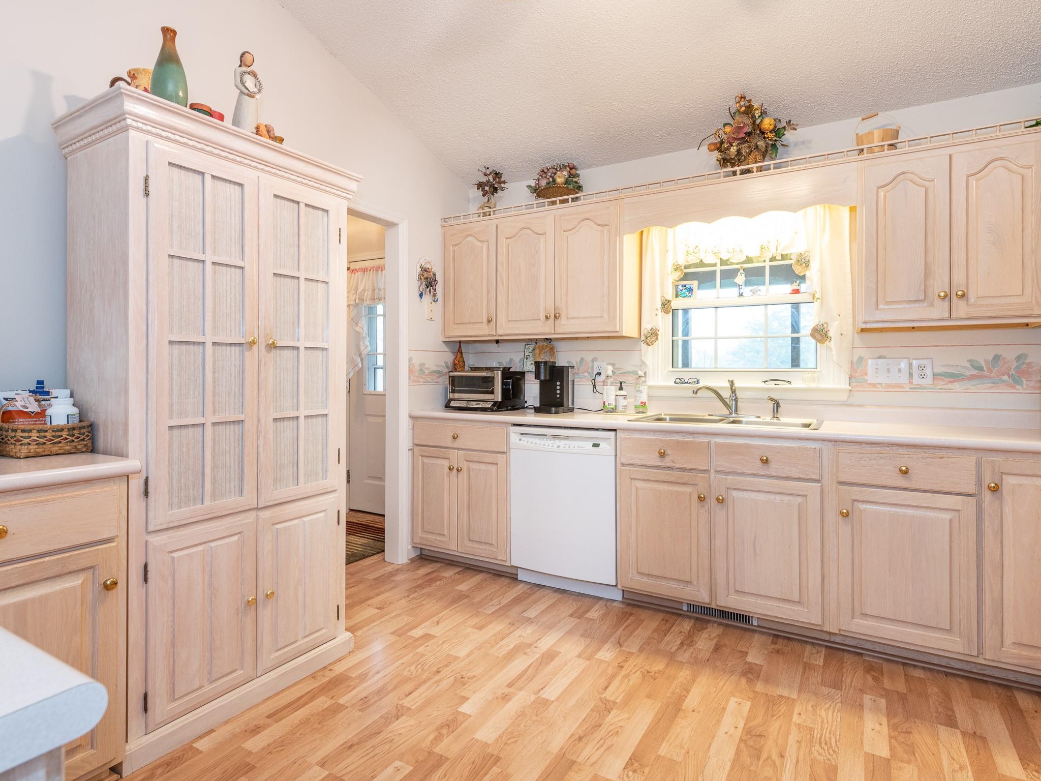 9700 Bartlett Road Mint Hill, NC 28227 - Photo 10 of 23 Gallery Image 10