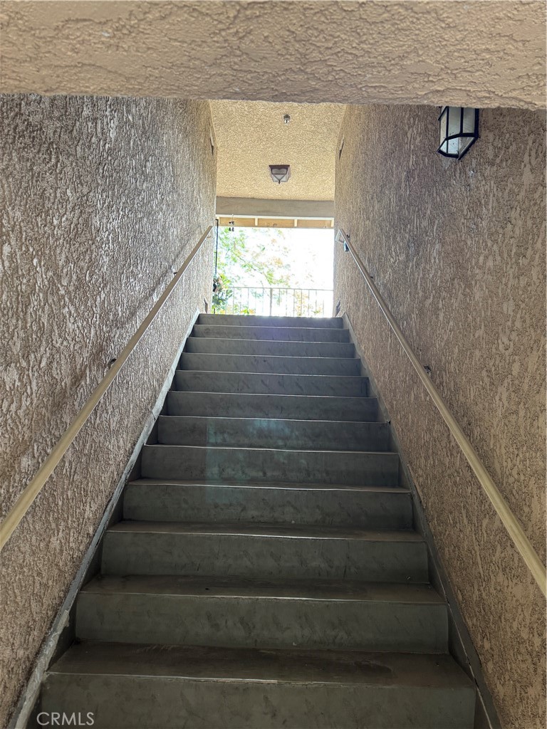 100 South Chapel Avenue, Unit C Alhambra, CA 91801 - Photo 3 of 22