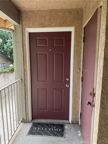 a view of front door with a door