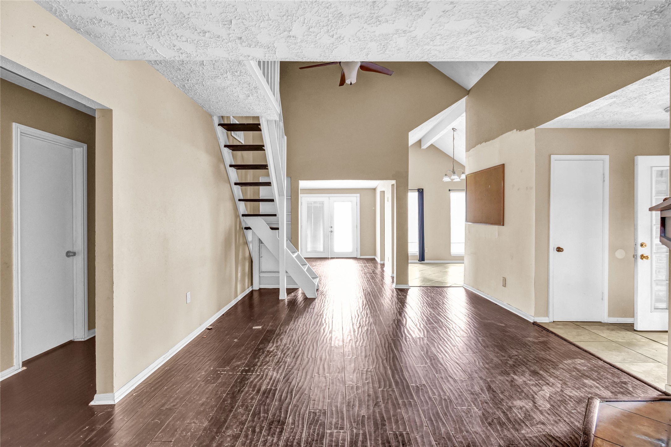 3 Chuckwagon Court Angleton, TX 77515 - Photo 7 of 28