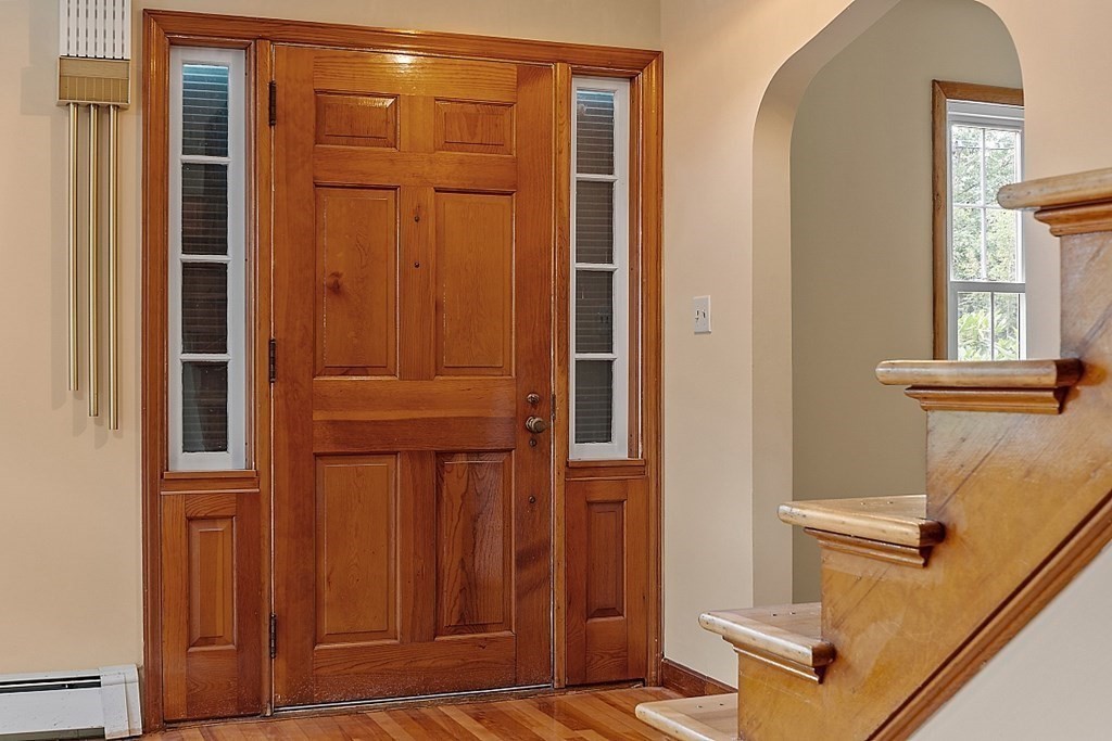 160 Minott Road Gardner, MA 01440 - Photo 3 of 42