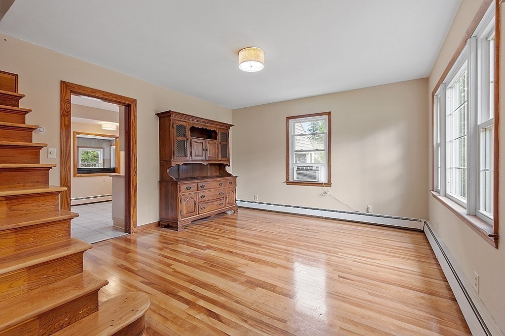 160 Minott Road Gardner, MA 01440 - Photo 6 of 42 a view of an empty room and window