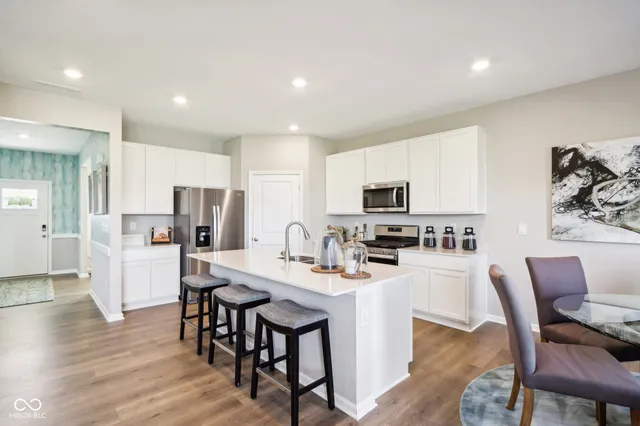 $339,900 | 1121 Phillips Drive, Greenfield, IN 46140