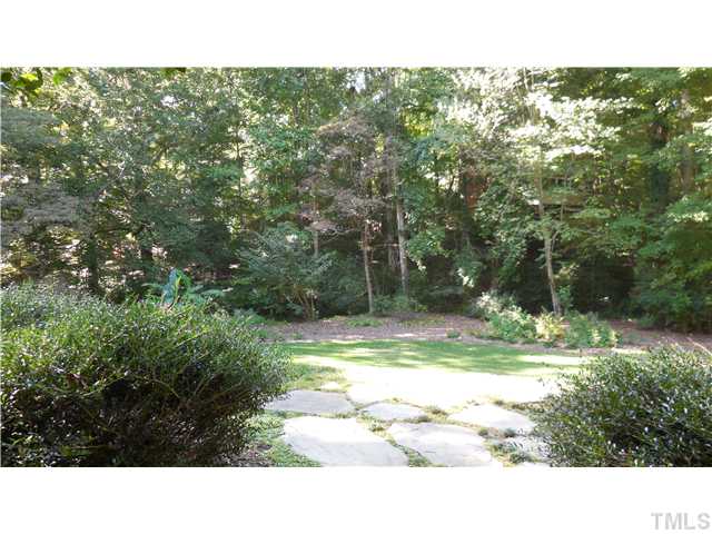 4812 Rembert Drive Raleigh, NC 27612 - Photo 20 of 25 Gallery Image 20