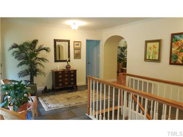 4812 Rembert Drive Raleigh, NC 27612 - Photo 5 of 25 Gallery Image 5