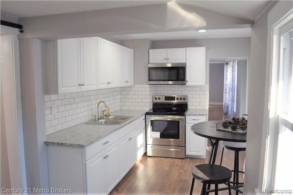 308 Mill Street Flushing, MI 48433 - Photo 12 of 39 GetMedia (6).jpg